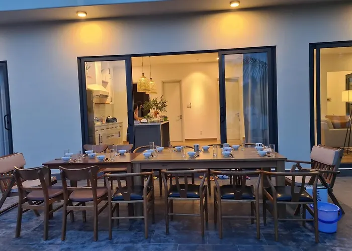 Biệt thự Lang Chai Beachfront *