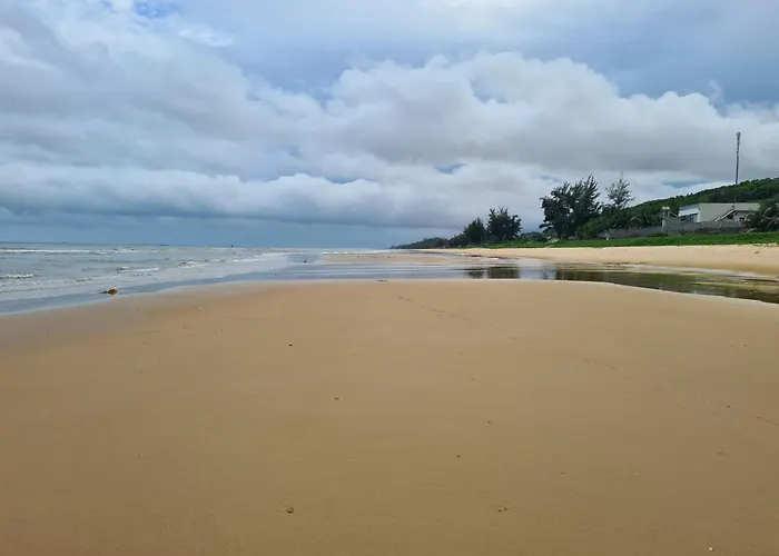 Lang Chai Beachfront Biệt thự *